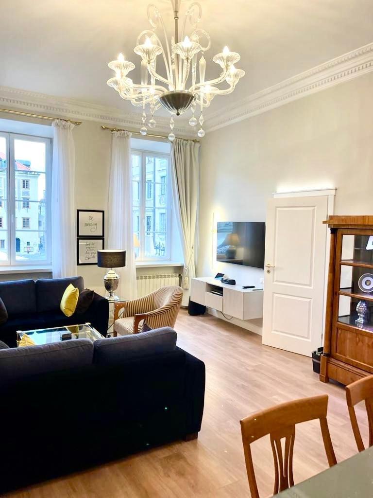 Luxury Apartments Mondrian Market Square III Varšava Pokoj fotografie