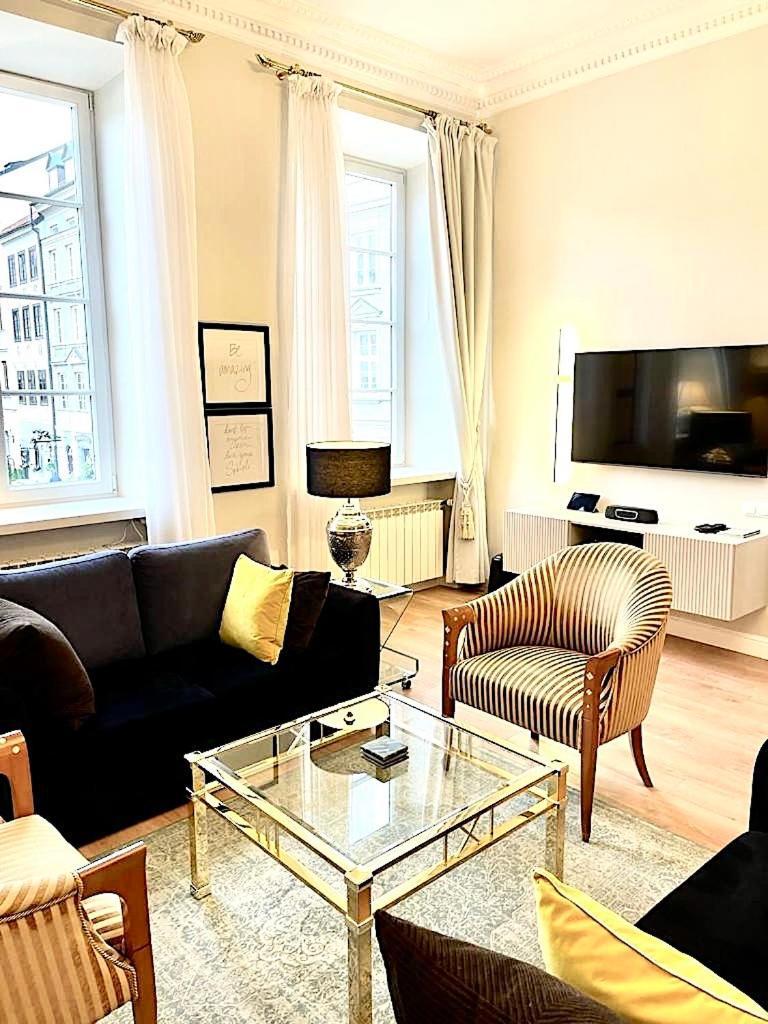 Luxury Apartments Mondrian Market Square III Varšava Pokoj fotografie