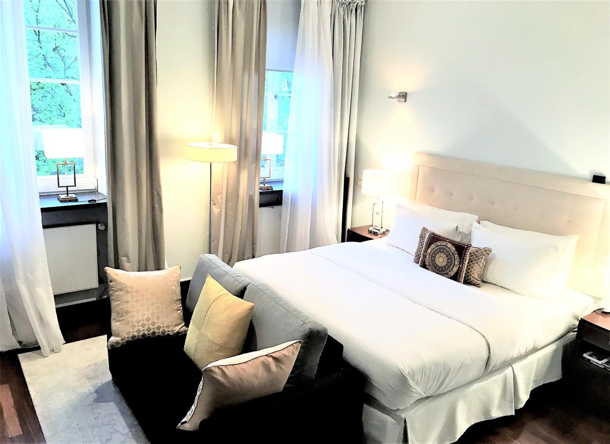 Luxury Apartments Mondrian Market Square III Varšava Pokoj fotografie