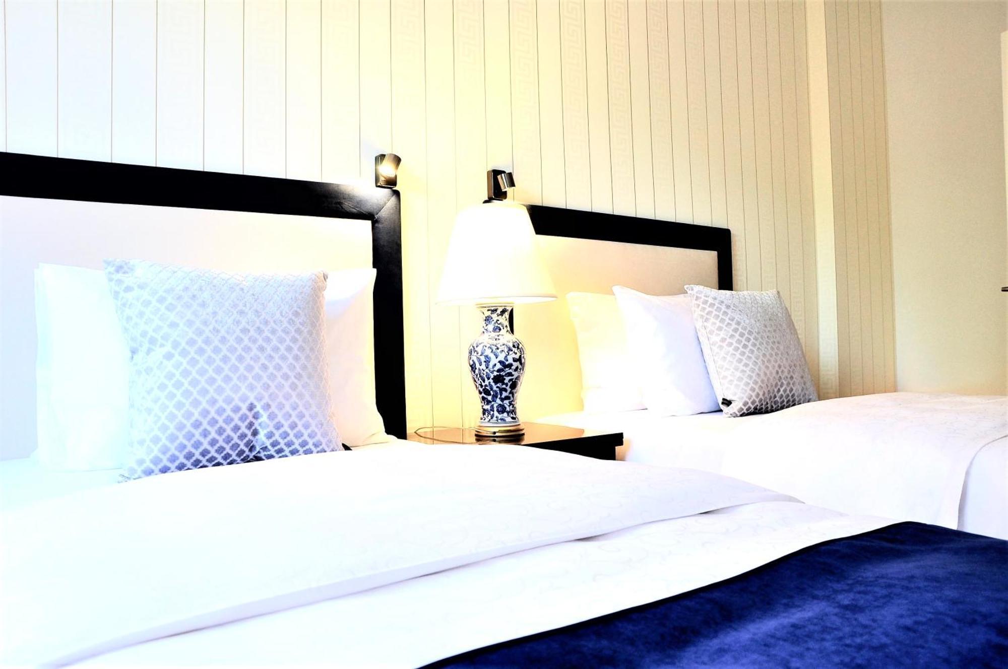 Luxury Apartments Mondrian Market Square III Varšava Pokoj fotografie